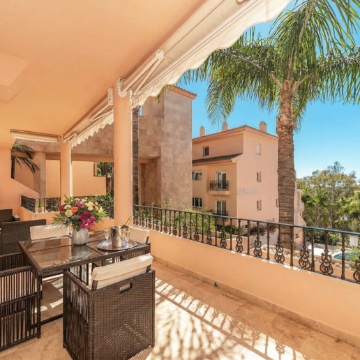 Jasny i przestronny apartament w ekskluzywnej społeczności