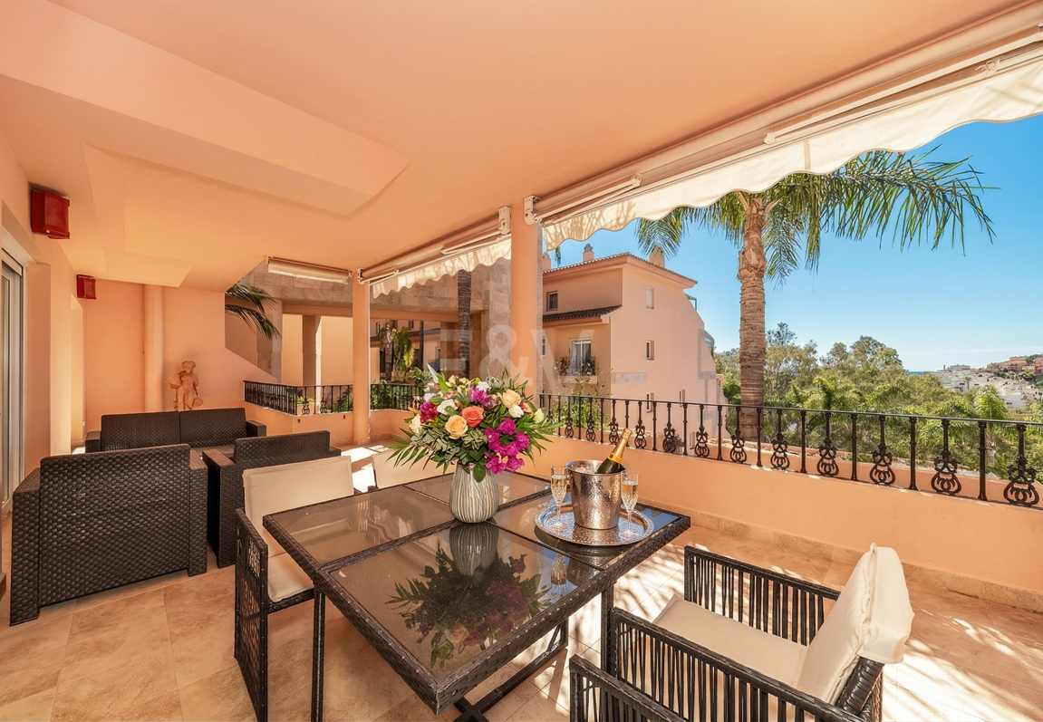 Jasny i przestronny apartament w ekskluzywnej społeczności