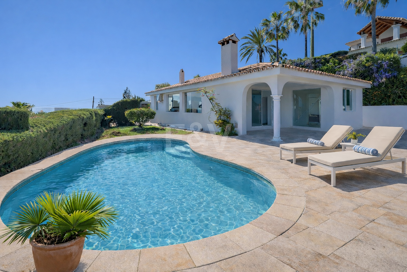 Charmante andalusische Villa mit Meerblick