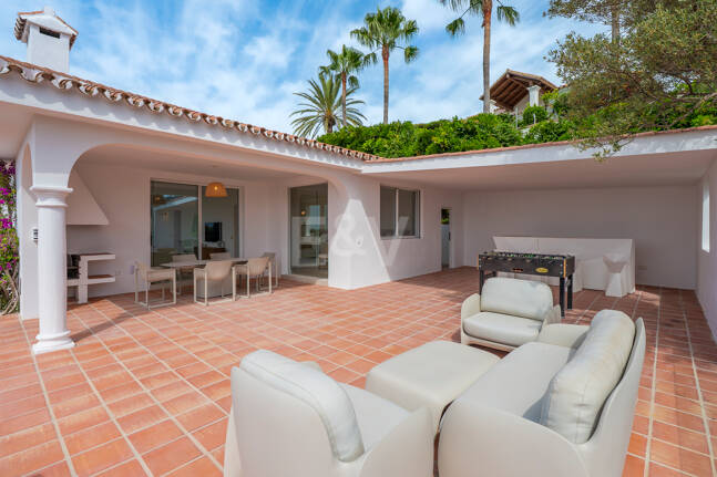 Charmante andalusische Villa mit Meerblick