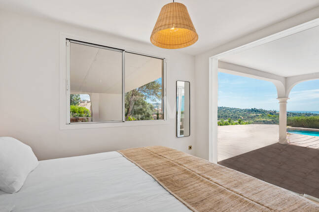 Charmante andalusische Villa mit Meerblick
