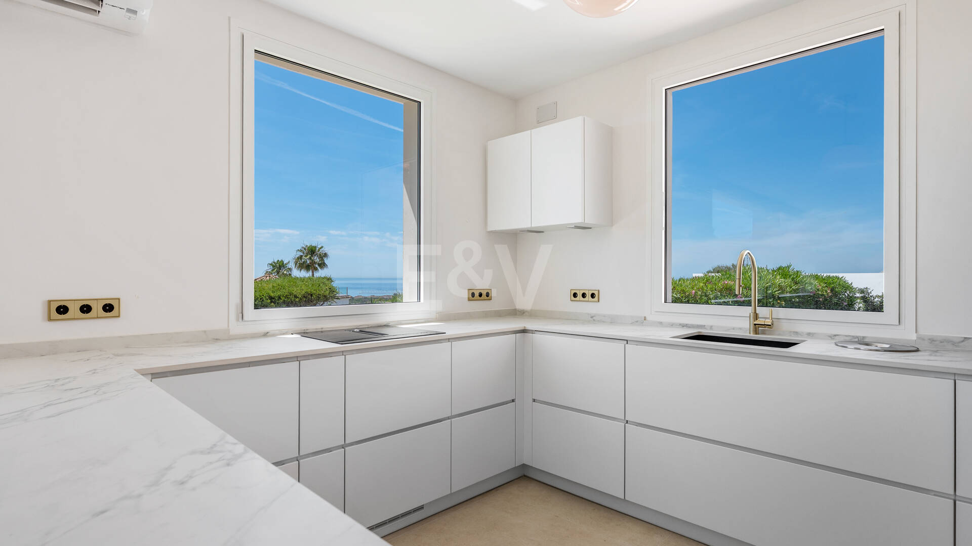 Charmante andalusische Villa mit Meerblick