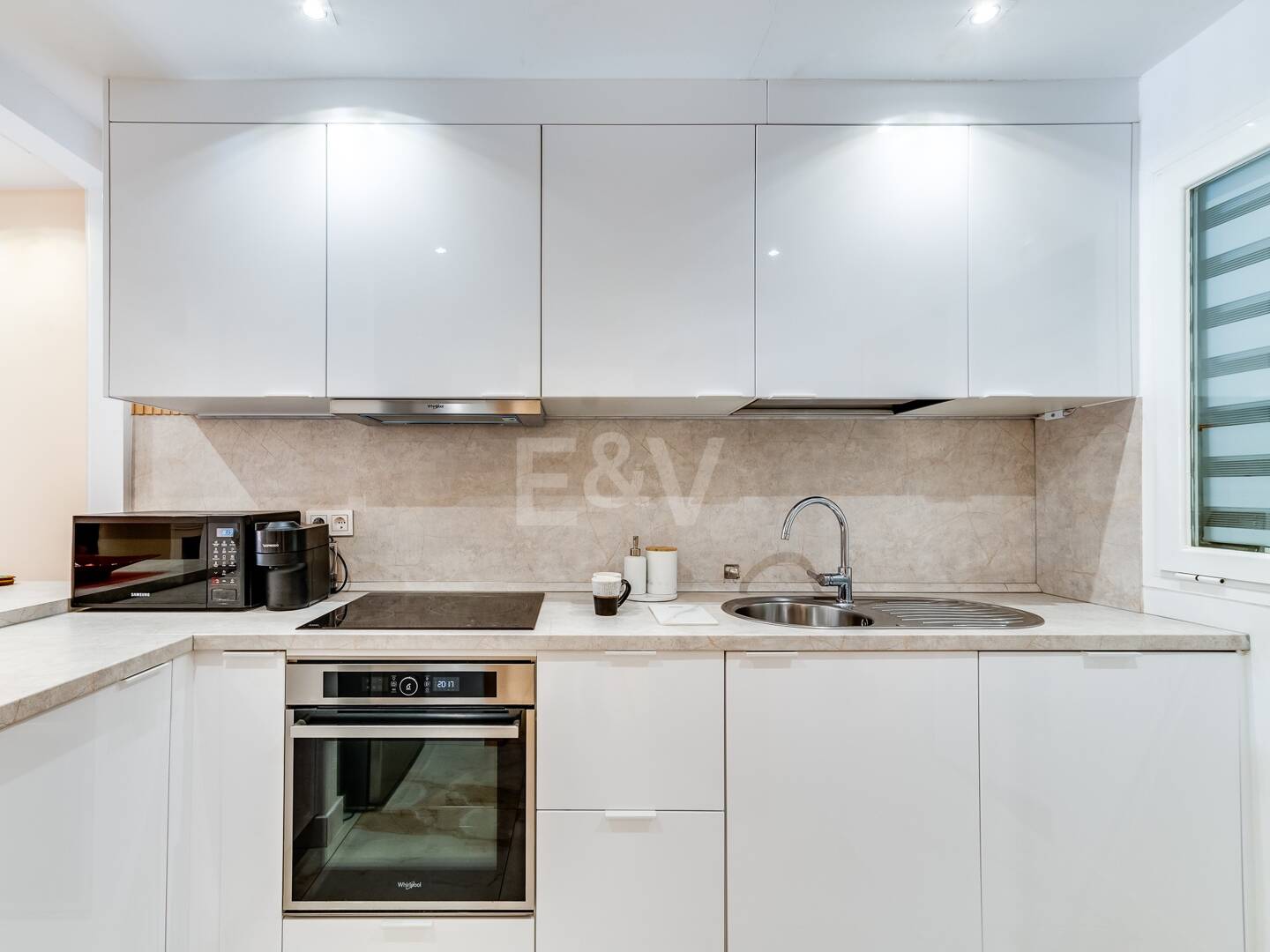 Elegante 2-Zimmer-Wohnung in Oasis de Marbella – Wohnen an der Goldenen Meile, mittel- und langfristig zu mieten ab Juni 2026!