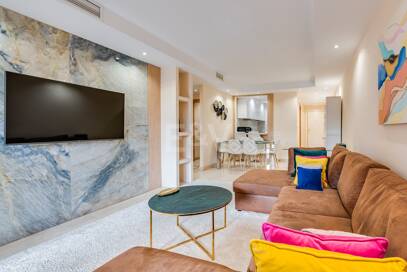 Elegante 2-Zimmer-Wohnung in Oasis de Marbella – Wohnen an der Goldenen Meile, mittel- und langfristig zu mieten ab Juni 2026!