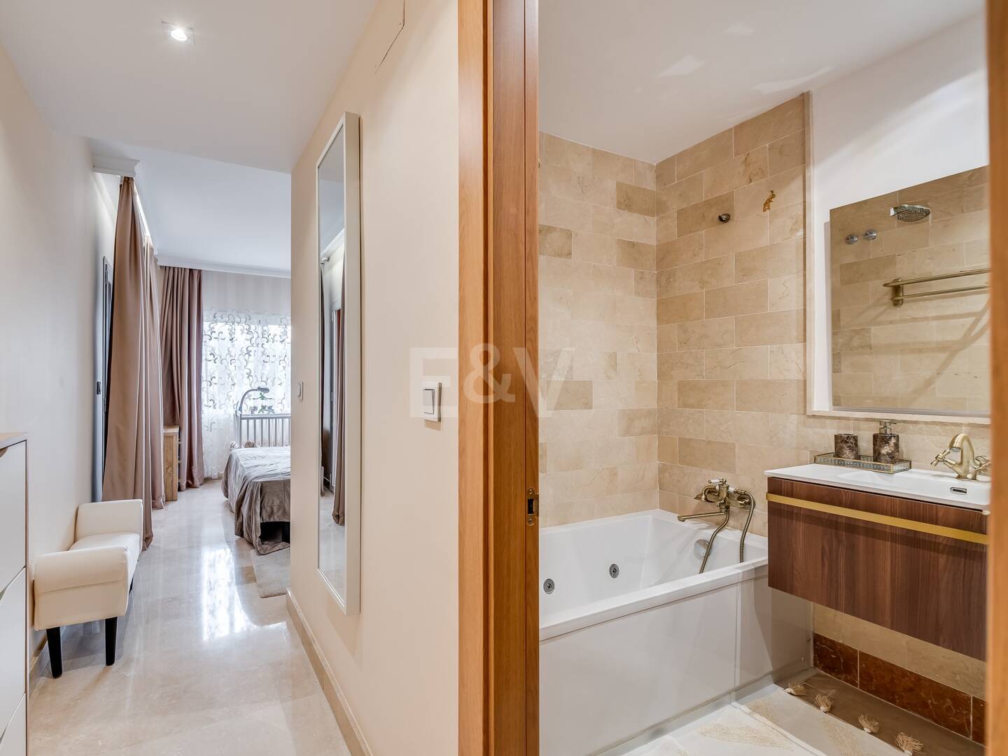 Elegante 2-Zimmer-Wohnung in Oasis de Marbella – Wohnen an der Goldenen Meile, mittel- und langfristig zu mieten ab Juni 2026!