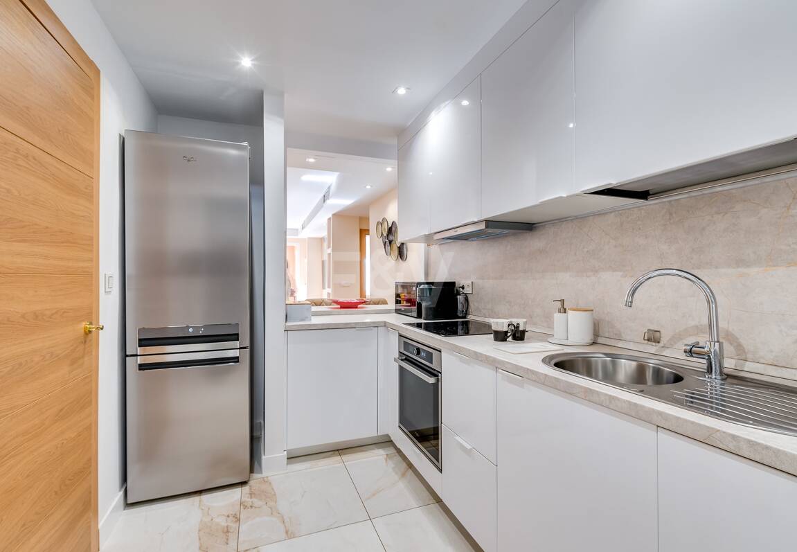 Elegante 2-Zimmer-Wohnung in Oasis de Marbella – Wohnen an der Goldenen Meile, mittel- und langfristig zu mieten ab Juni 2026!