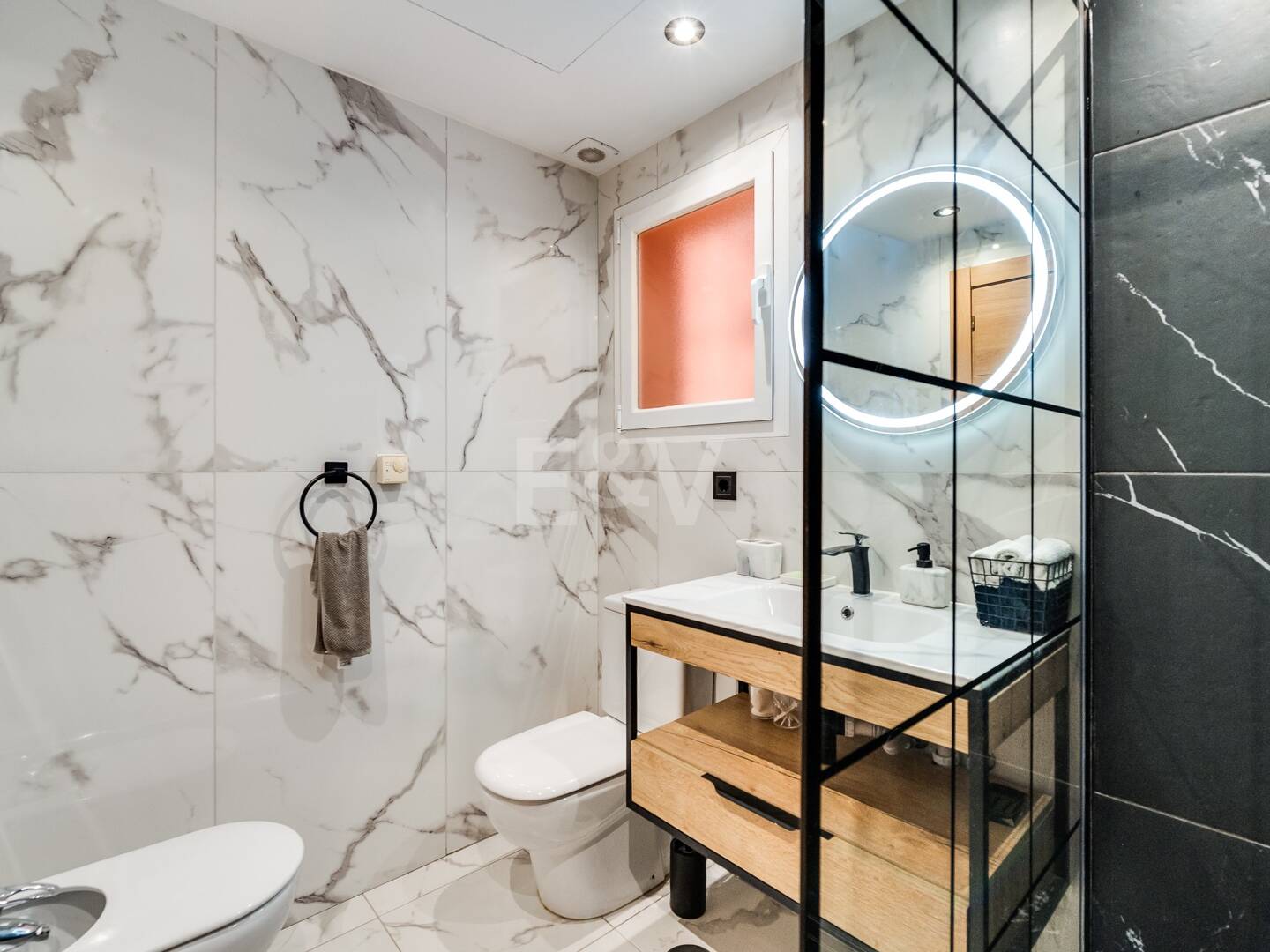 Elegante 2-Zimmer-Wohnung in Oasis de Marbella – Wohnen an der Goldenen Meile, mittel- und langfristig zu mieten ab Juni 2026!