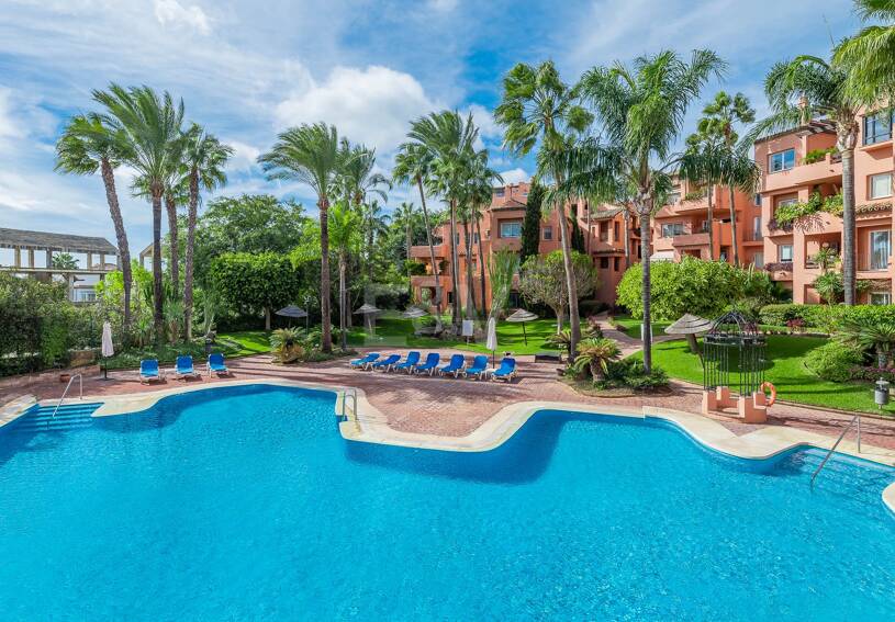 Elegante 2-Zimmer-Wohnung in Oasis de Marbella – Wohnen an der Goldenen Meile, mittel- und langfristig zu mieten ab Juni 2026!