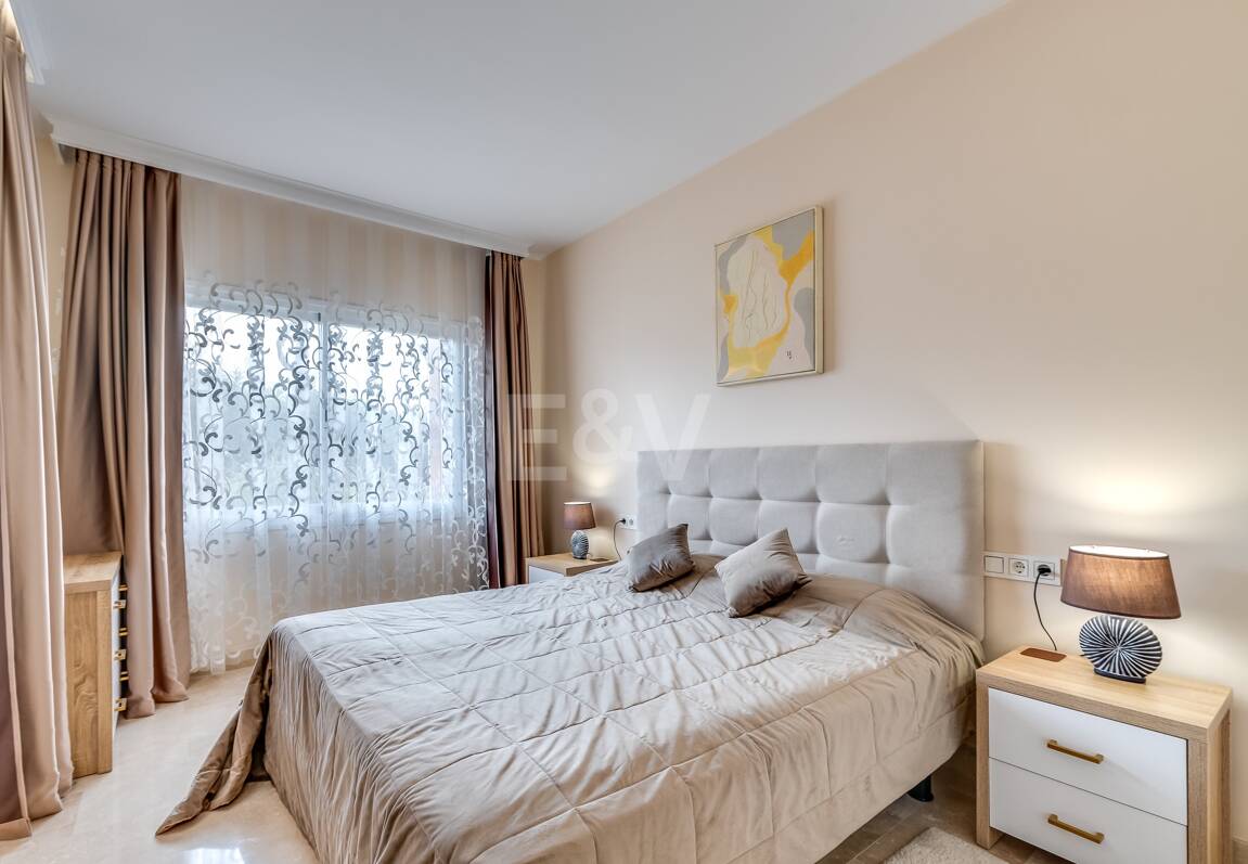 Elegante 2-Zimmer-Wohnung in Oasis de Marbella – Wohnen an der Goldenen Meile, mittel- und langfristig zu mieten ab Juni 2026!