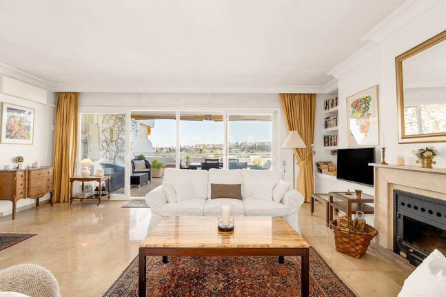 Elegant Frontline Golf Apartment with Expansive Terrace