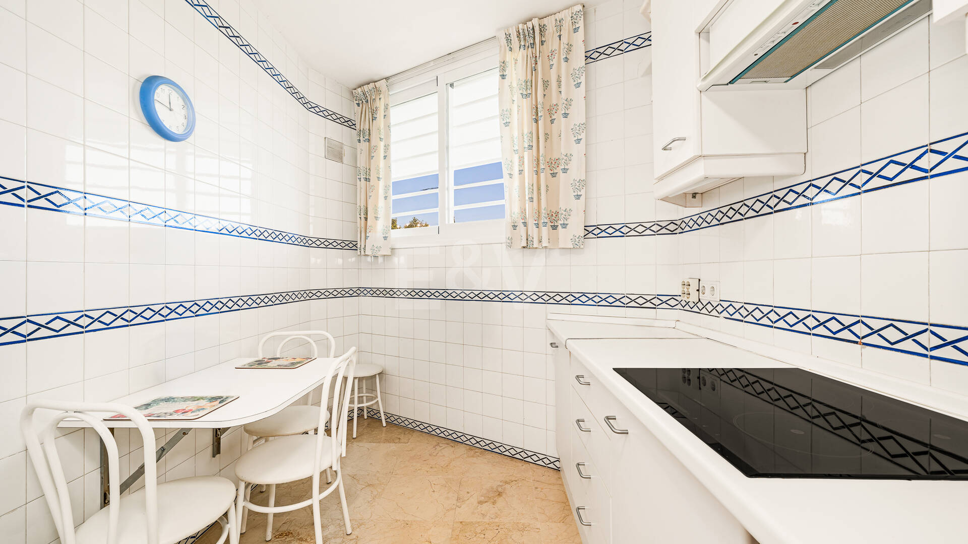 Elegant Frontline Golf Apartment with Expansive Terrace