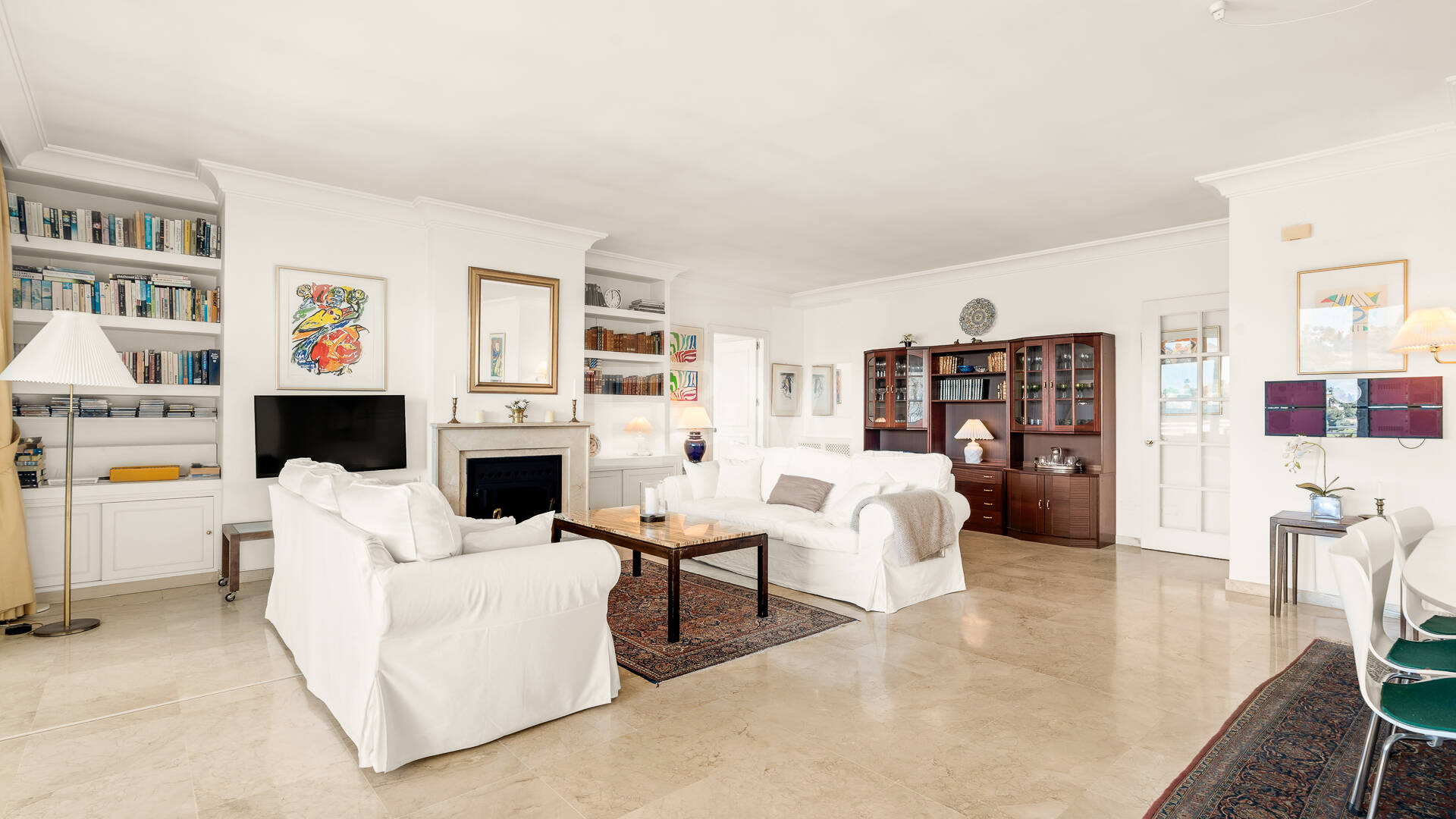 Elegant Frontline Golf Apartment with Expansive Terrace