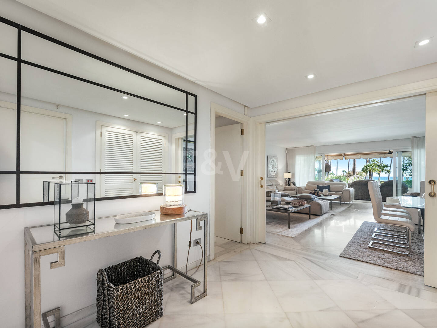 Beachfront Residence in an Exclusive Prime Location