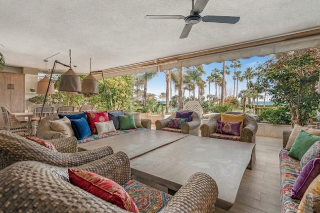 Beachfront Residence in an Exclusive Prime Location