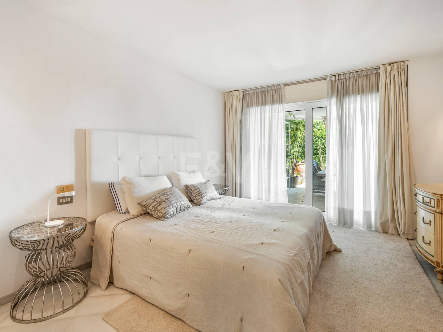 Beachfront Residence in an Exclusive Prime Location