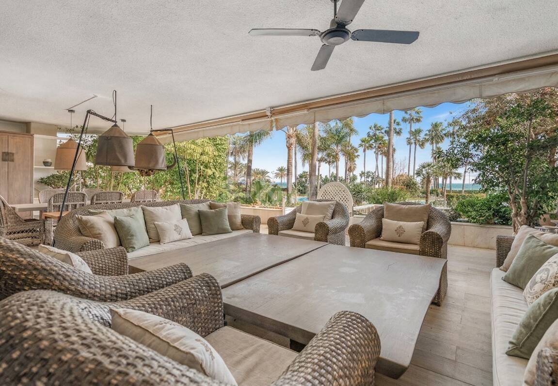 Beachfront Residence in an Exclusive Prime Location