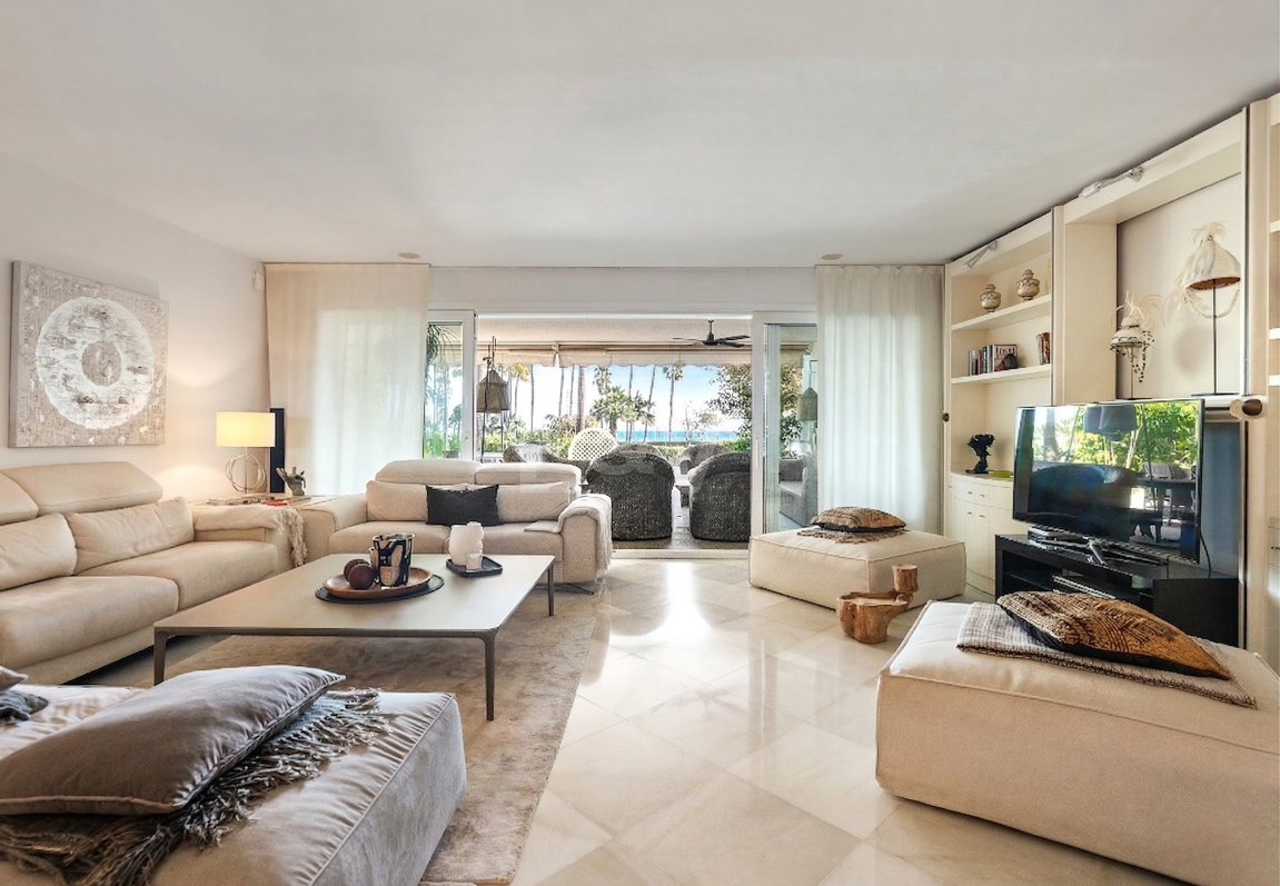 Beachfront Residence in an Exclusive Prime Location