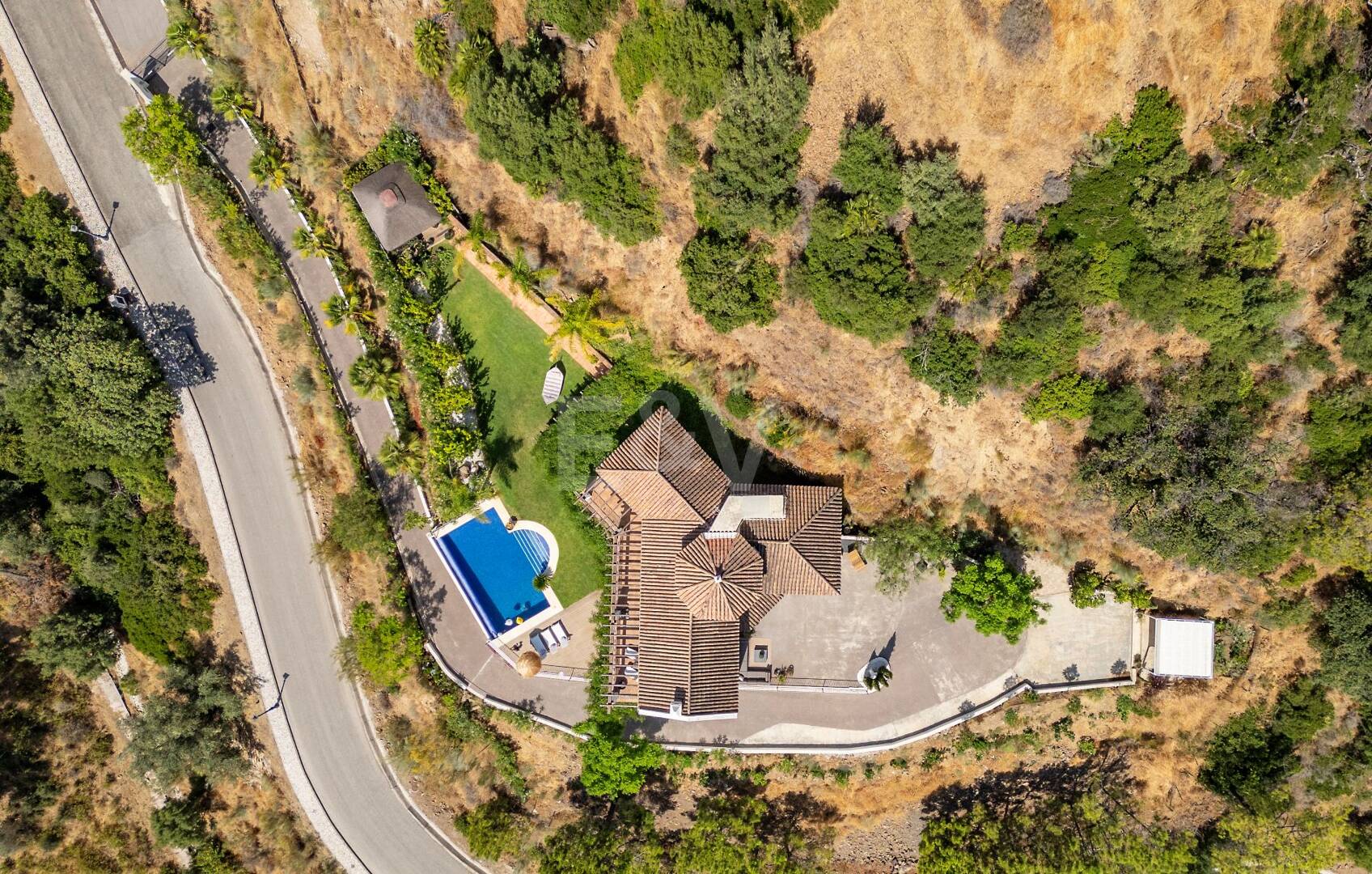 Villa im Cortijo-Stil mit Panoramablick aufs Meer und völliger Privatsphäre