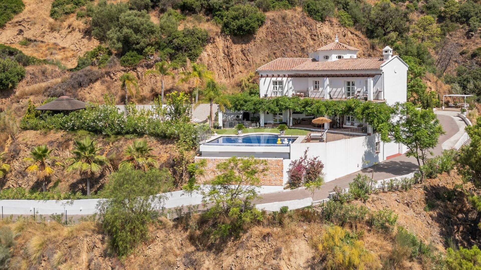 Cortijo Style Villa With Panoramic Sea Views and Complete Privacy
