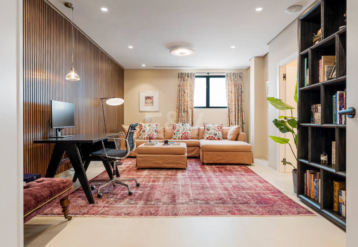 Elegante Zeitgenössische Villa in Las Lomas del Marbella Club an der Goldenen Meile