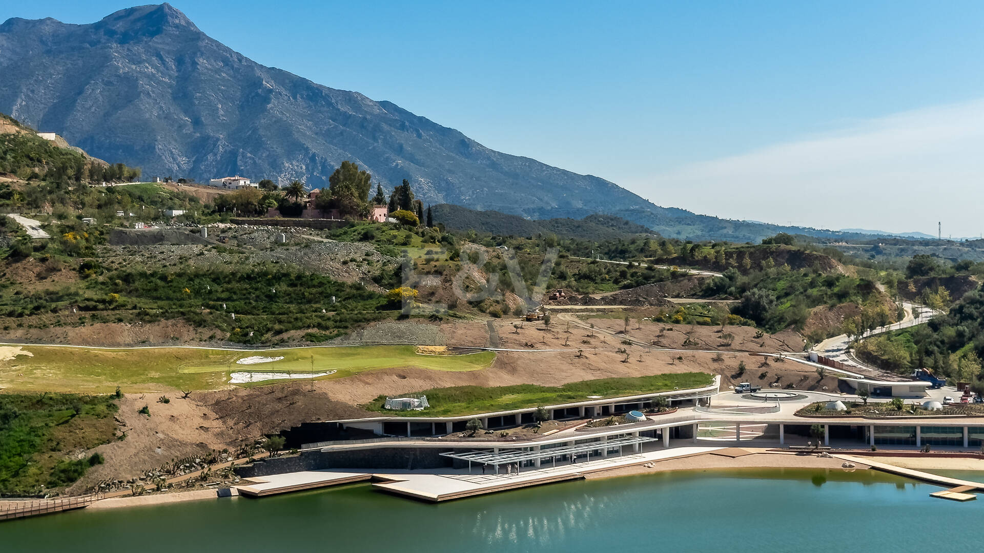 Prime South-Facing Plot with Sea & Mountain Views in Real de la Quinta