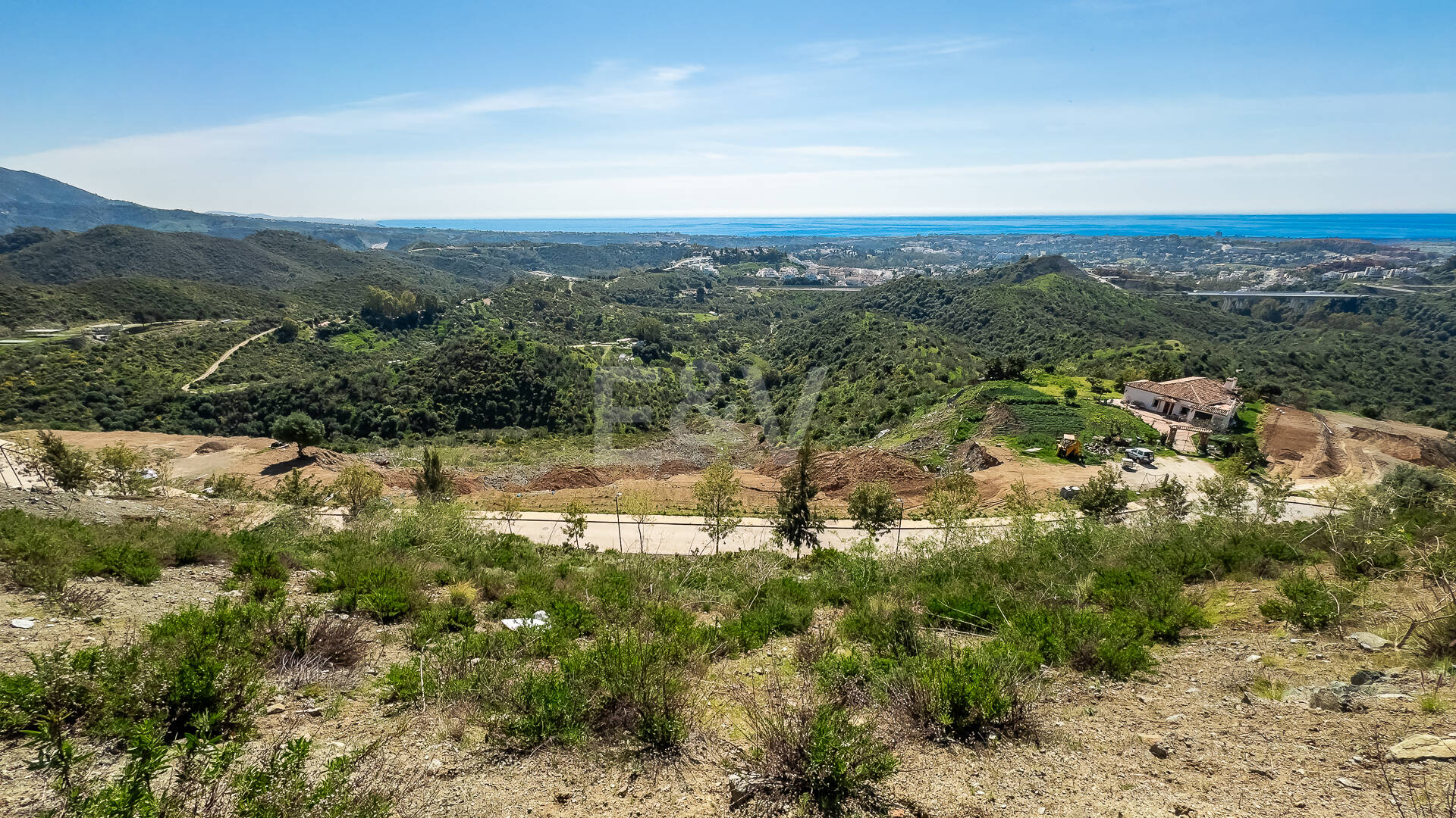 Prime South-Facing Plot with Sea & Mountain Views in Real de la Quinta