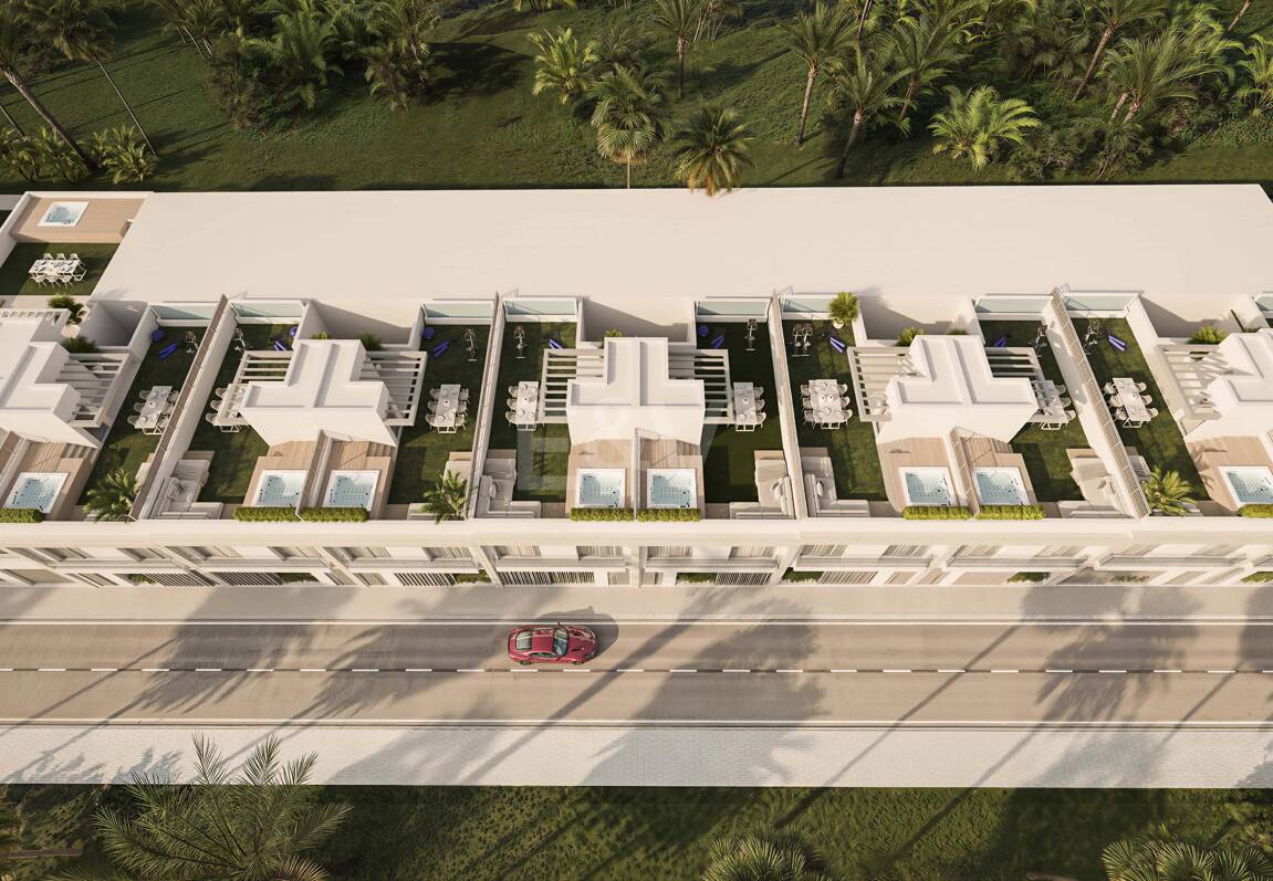 Modernes Stadthaus mit Privatem Jacuzzi und Solarium Nahe Strand und Einkaufsmöglichkeiten