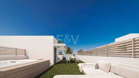 Casa adosada moderna con jacuzzi privado y solárium cerca de la playa y servicios