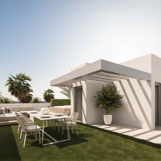 Modern Townhouse with Magnificent Solarium and Jacuzzi, Steps from Local Amenities and the Beach