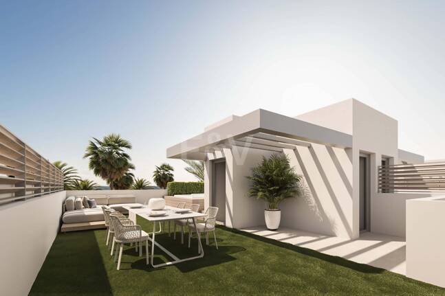 Modernes Stadthaus mit Privatem Jacuzzi und Solarium Nahe Strand und Einkaufsmöglichkeiten