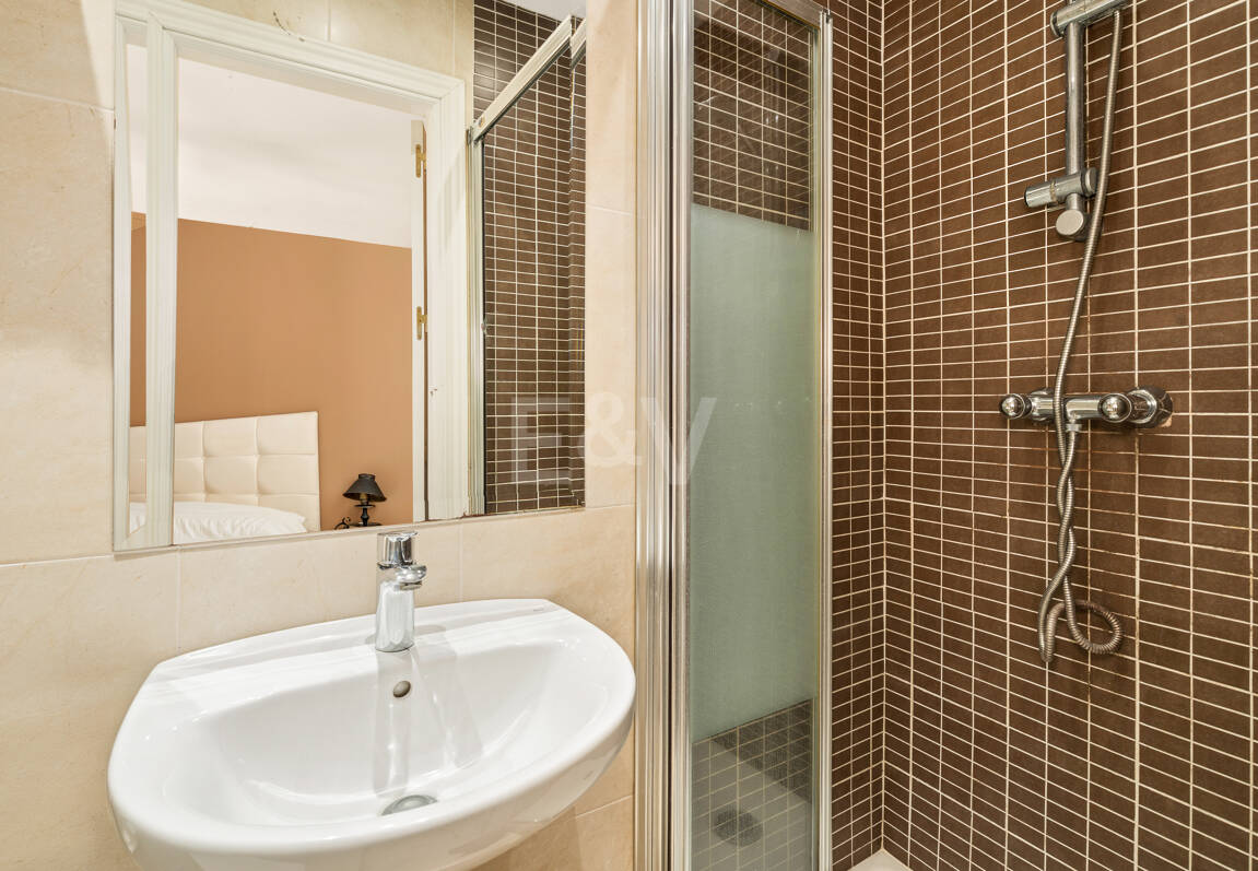 Apartament na parterze na sprzedaż w Nueva Andalucia, Marbella (Wszystkie obszary)