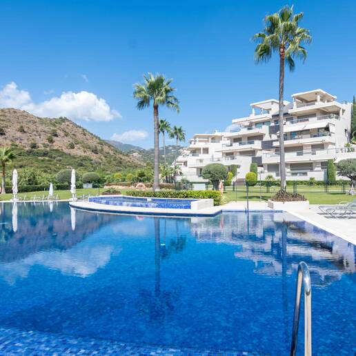 Markplanslägenhet till salu i Benahavis