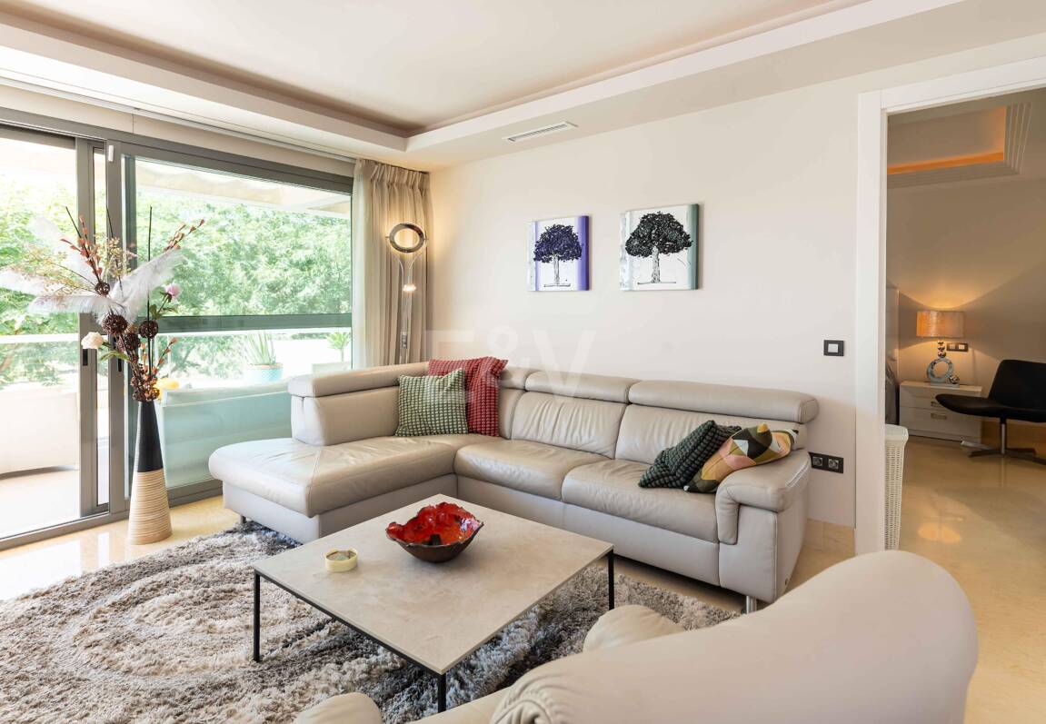 Appartement moderne rez de chaussée dans un complexe résidentiel de luxe