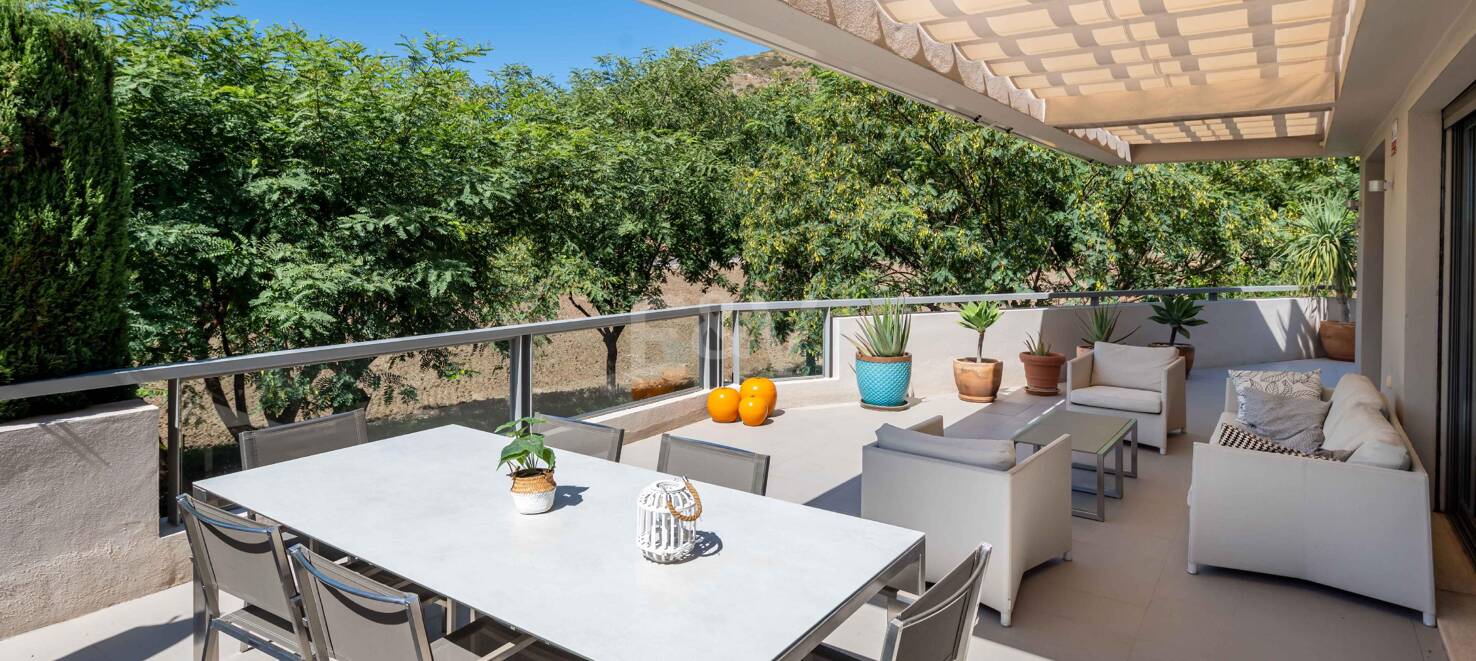 Markplanslägenhet till salu i Benahavis