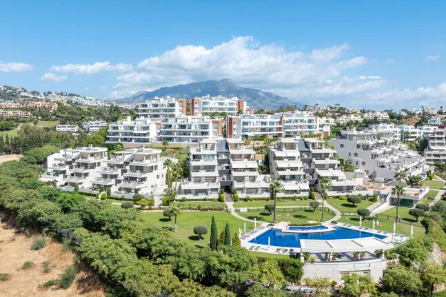 Appartement moderne rez de chaussée dans un complexe résidentiel de luxe
