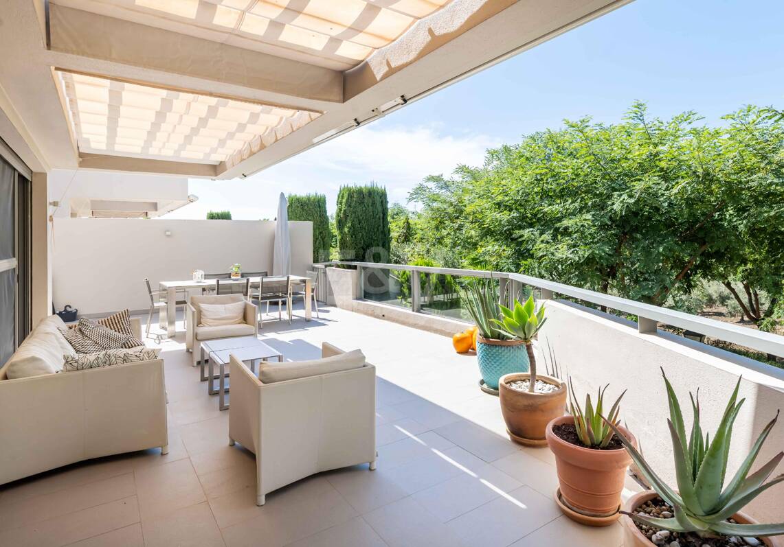 Modern Ground Floor Apartment in a Luxury Residential Complex