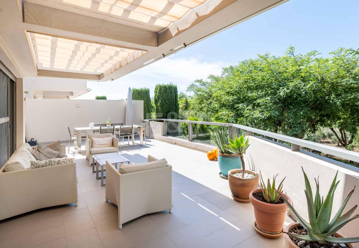 Appartement moderne rez de chaussée dans un complexe résidentiel de luxe