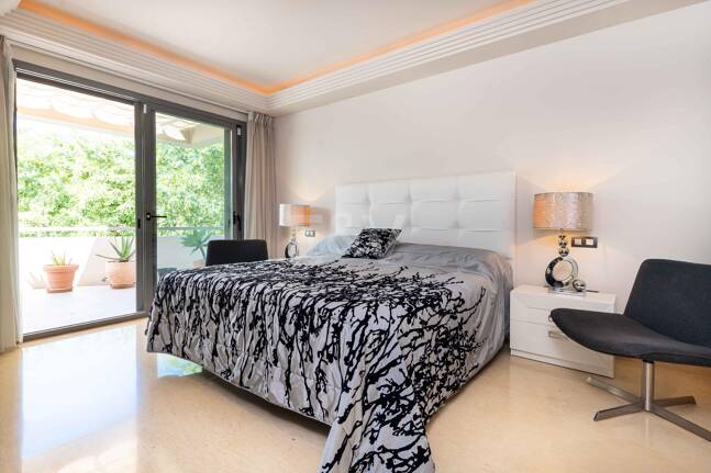 Appartement moderne rez de chaussée dans un complexe résidentiel de luxe