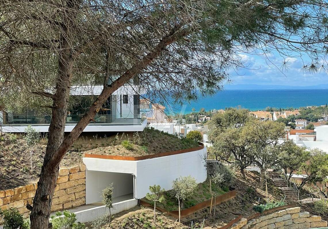 Ático con terraza, piscina privada e impresionantes vistas