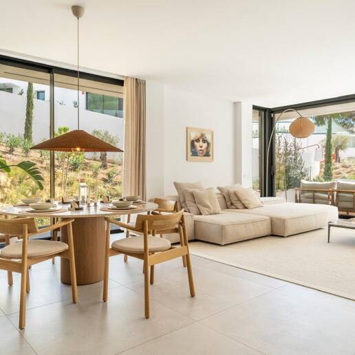 Penthouse avec terrasse, piscine privée et vue magnifique