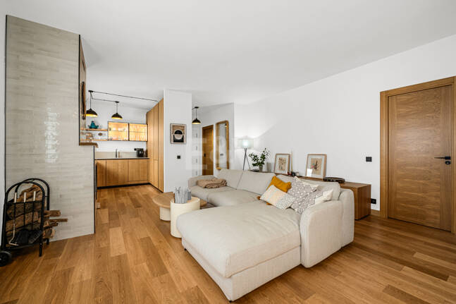 Moderner Stil an erstklassiger Adresse am Meer