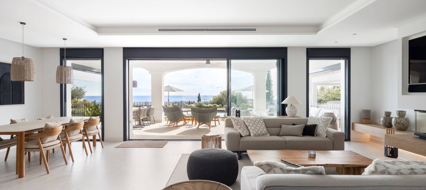 Stunning Andalusian Villa with Spectacular Sea Views in Exclusive Gated Community