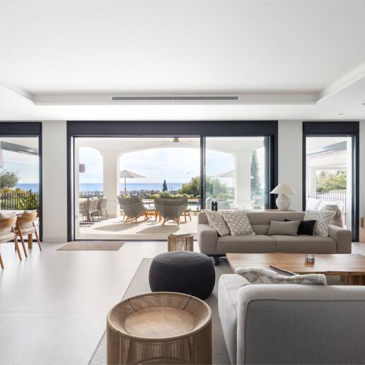 Stunning Andalusian Villa with Spectacular Sea Views in Exclusive Gated Community