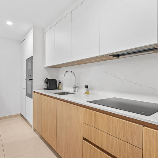 Live the Mediterranean: apartment with private garden steps from the sea