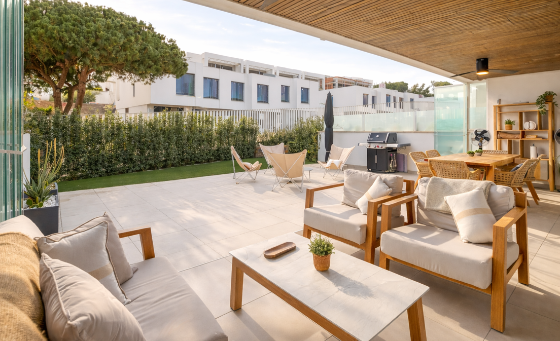 Vivre la Méditerranée: appartement avec jardin privé à deux pas de la mer