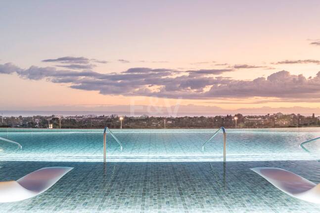 Brand New Luxurious Duplex med havsutsikt och Wellness bekvämligheter