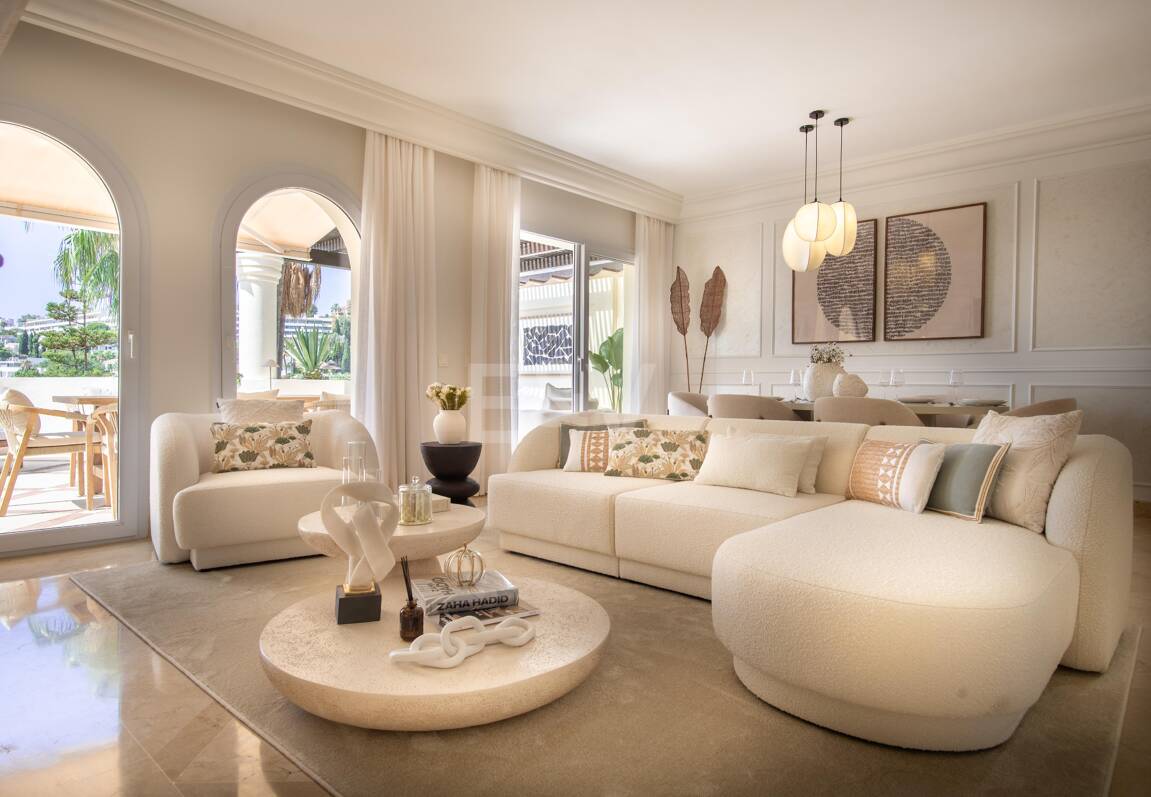 Wunderschönes Penthouse-Duplex mit Panoramablick auf Golfplatz und Meer