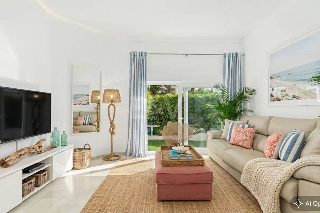 Wohnung in erster Strandlinie mit tropischen Gärten und direktem Zugang zum Meer