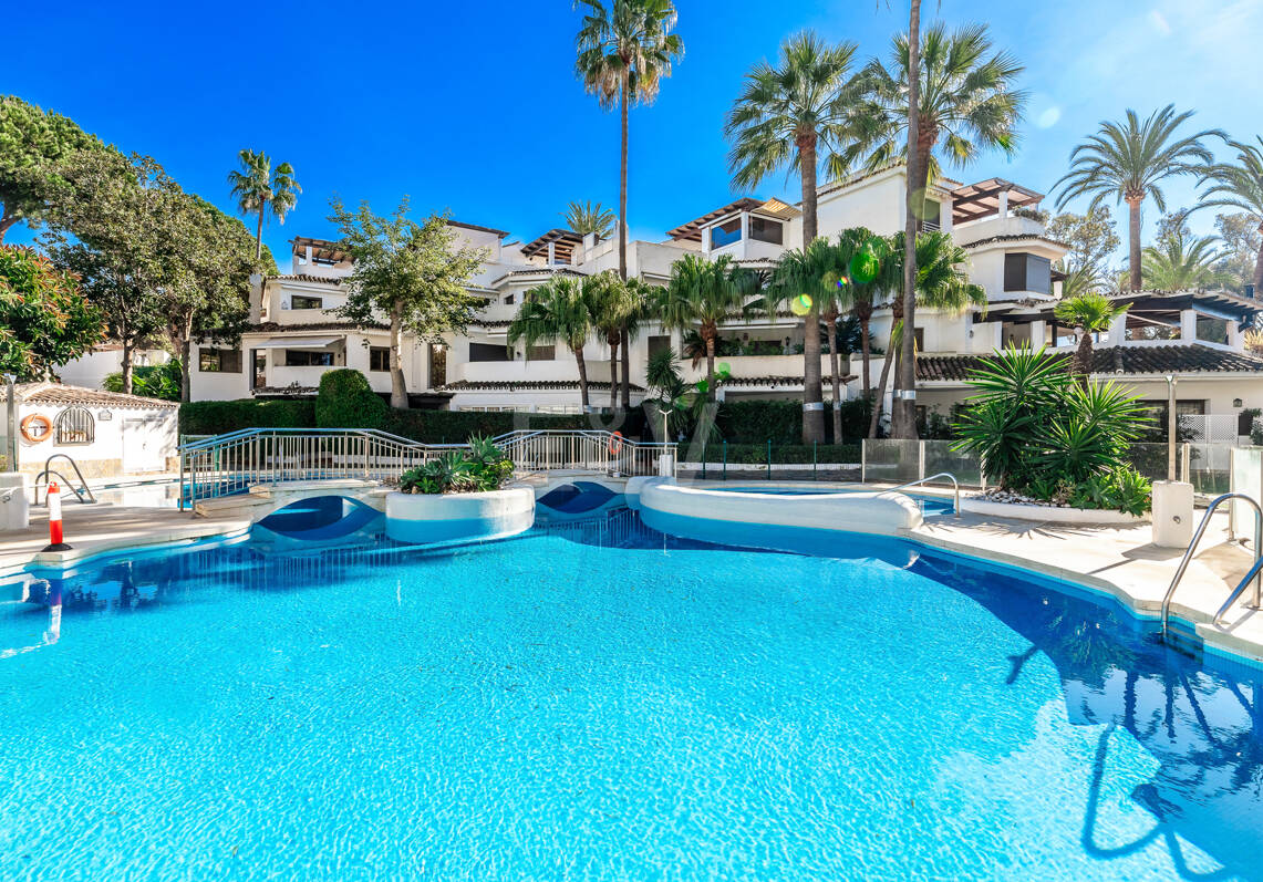 Beachfront Apartament z Tropical Gardens i bezpośredni dostęp do morza