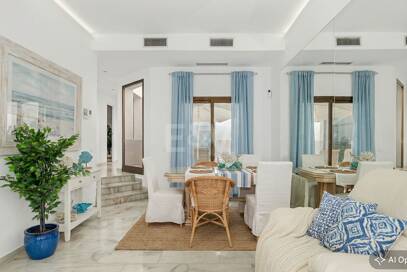 Wohnung in erster Strandlinie mit tropischen Gärten und direktem Zugang zum Meer